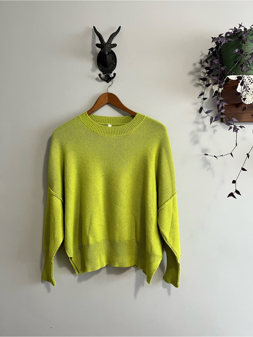 Oversized Crewneck Sweater in Chartreuse